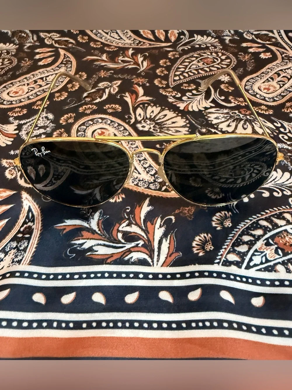 Ray-Ban RB3025 Aviator Large Metal Gold With Black Frames 62mm w/ Case
